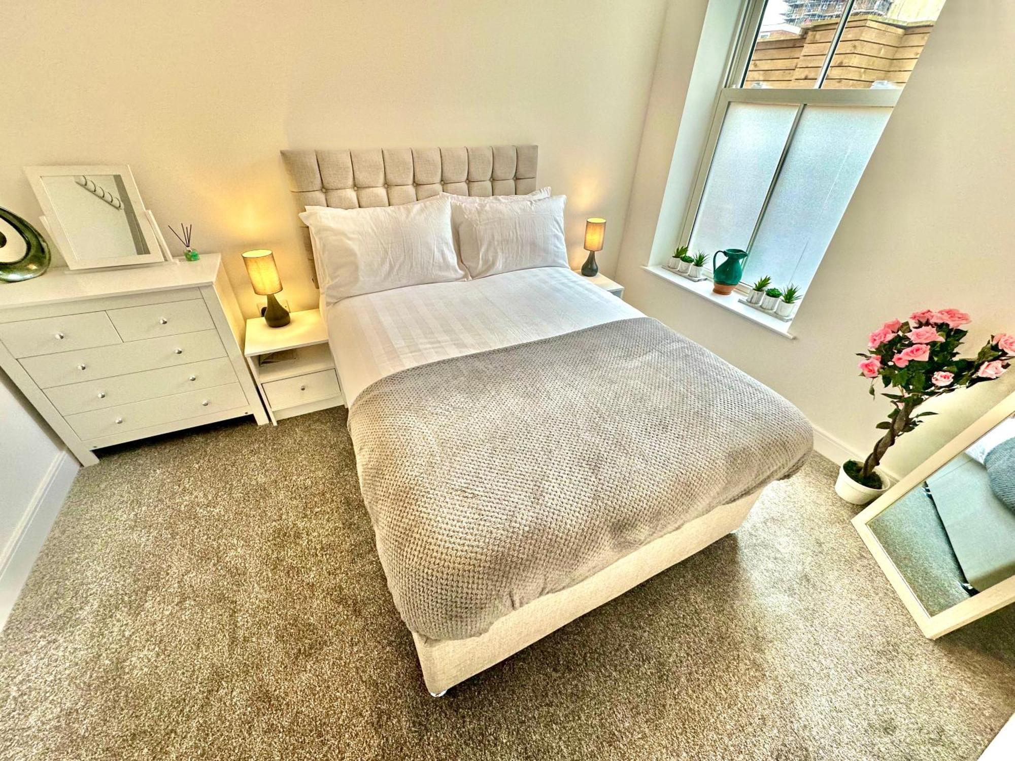 Contemporary Charm By The Quay With Garden Apartment Poole Luaran gambar